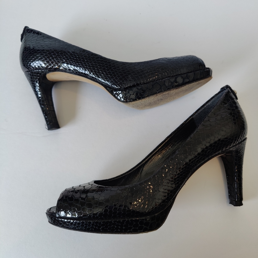 Stuart Weitzman patent leather peep toe heels - Picture 3 of 7